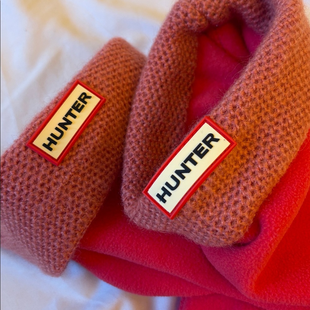 Hunter Pink Knit Cuff Socks with Logo Patch